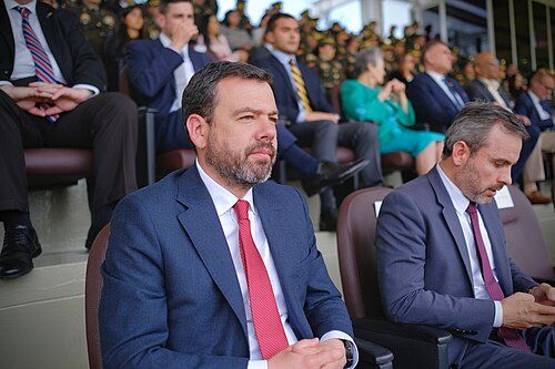 Galán exige al IDRD revisar incumplimiento de Sencia por el césped de El Campín